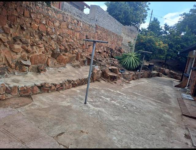 3 BEDROOM HOUSE FOR SALE IN SOSHANGUVE A